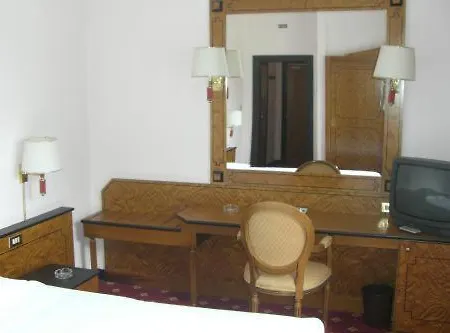Alpi Hotel 4*